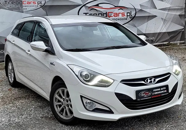 hyundai Hyundai i40 cena 38990 przebieg: 199000, rok produkcji 2011 z Wałbrzych